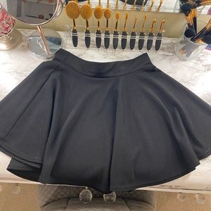 Mini skirt (black)